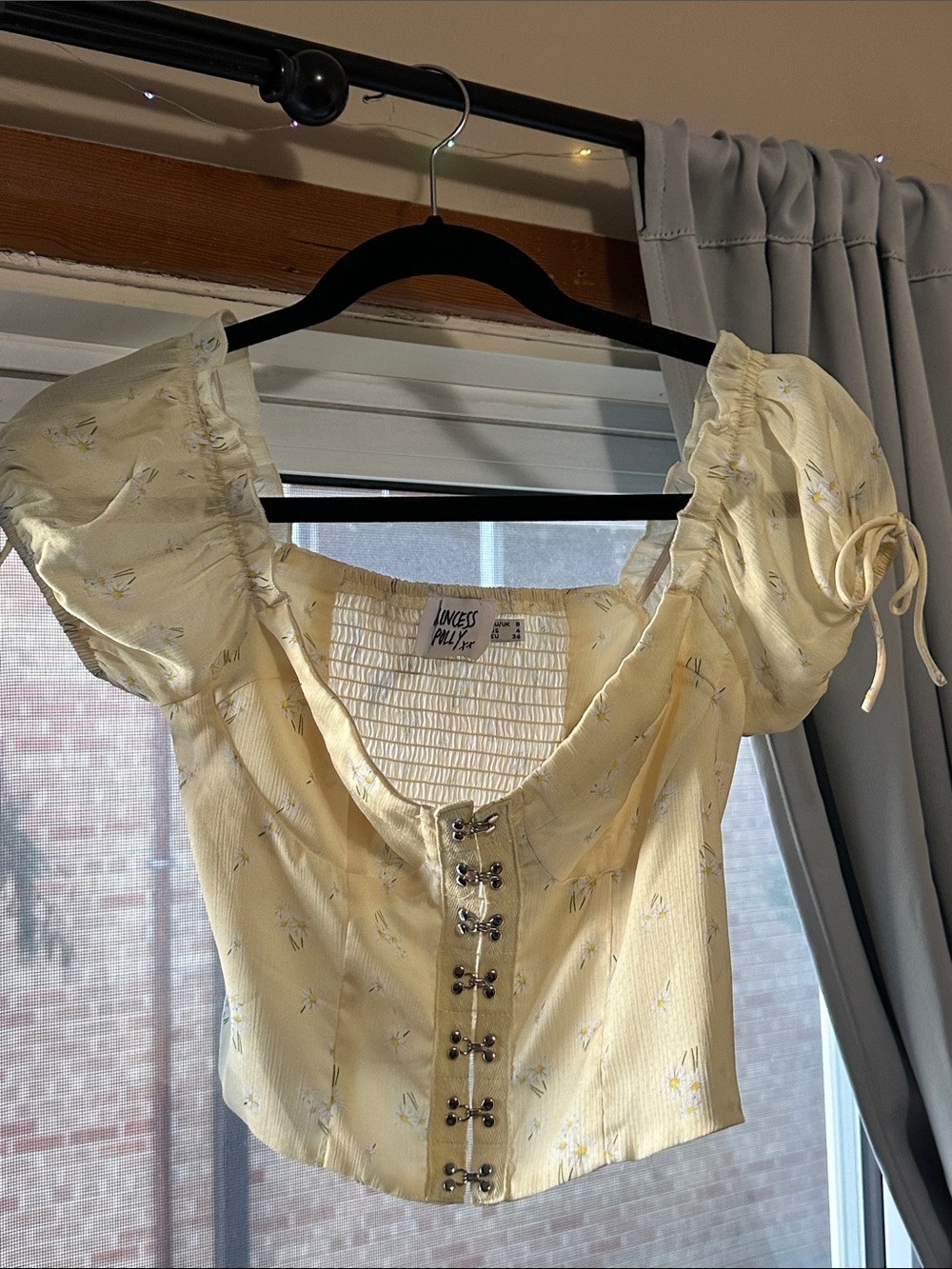 Princess Polly Allyson Top Floral Puff Sleeve Crop Top Cream Yellow Size 4